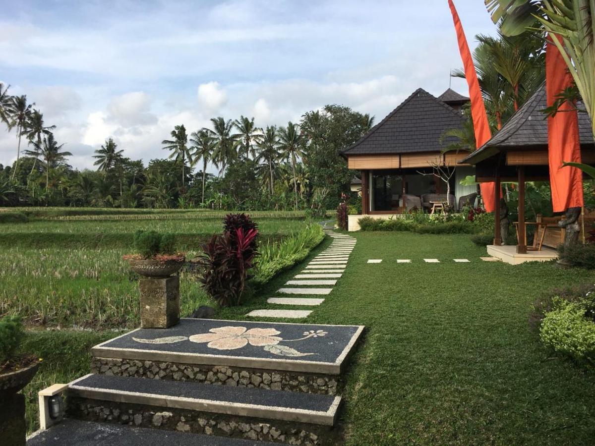 Puri Raya Villa Ubud  Exterior photo